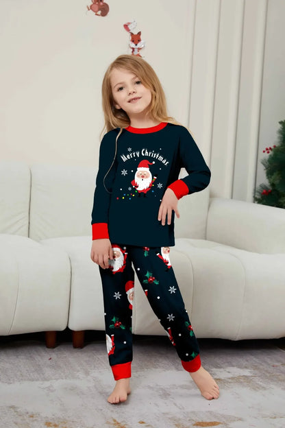 2025 Winter Christmas Family Matching Outfits Santa Print Cute Pajamas Set 2 Pieces Suit Soft Loose Sleepwear Xmas Look Pyjamas