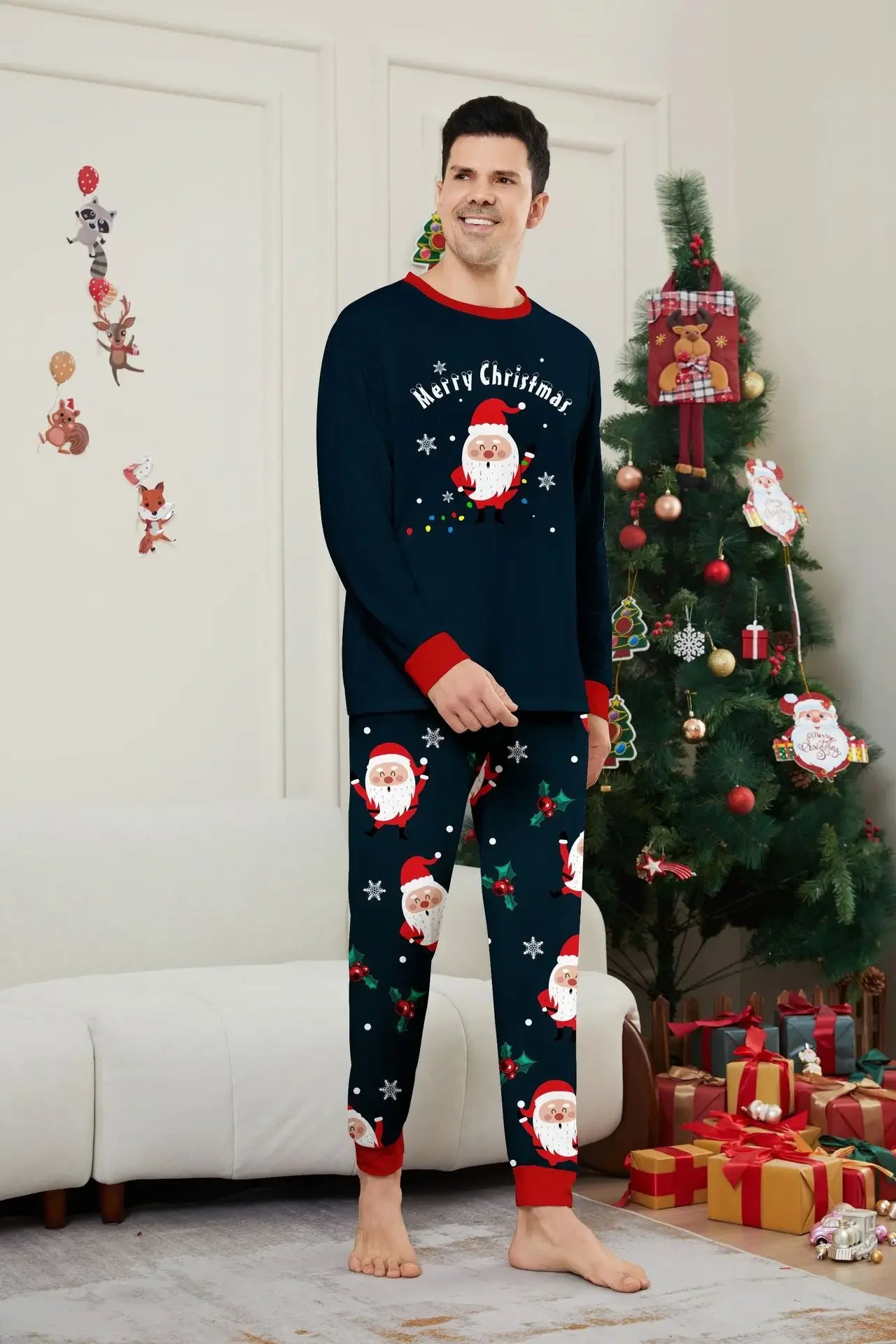 2025 Winter Christmas Family Matching Outfits Santa Print Cute Pajamas Set 2 Pieces Suit Soft Loose Sleepwear Xmas Look Pyjamas